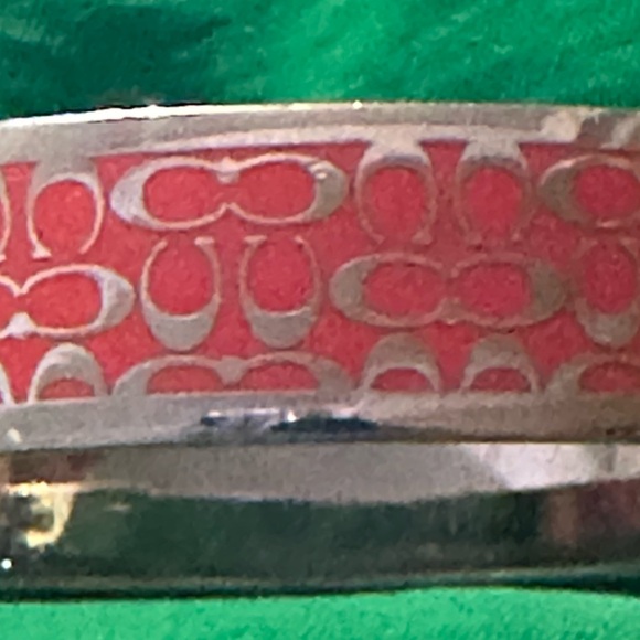 Silver and Pink Women's Bracelet - Picture 2 of 4